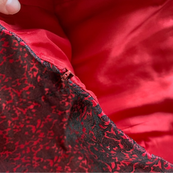 Formal women’s mini dress size 6 strapless red black brocade jacquard gothic - Picture 7 of 13